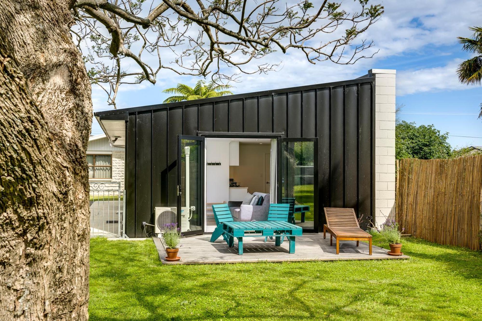 Modern Studio Near Clive River Luaran gambar